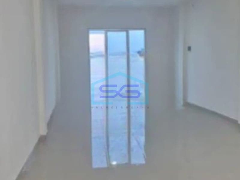 Disewakan Ruko 2 Lantai Luas Bangunan 225 m² Lokasi Bebas Banjir di Jatiwaringin Bekasi