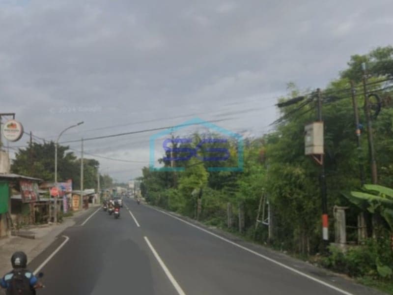 出售：Sariharjo Sleman 街边商铺，土地面积 70 平方米