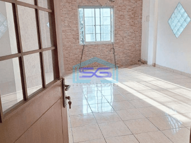Disewakan Ruko 4 Setengah Lantai di Cideng Jakarta Pusat LB 324m2