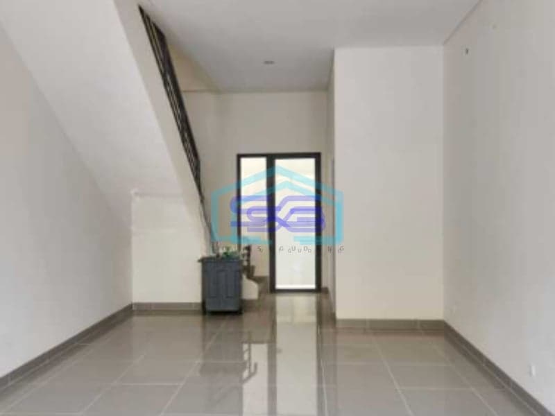 Disewakan Ruko Baru Siap Pakai di Maggiore Gading Serpong Tangerang Luas Bangunan  91 m²