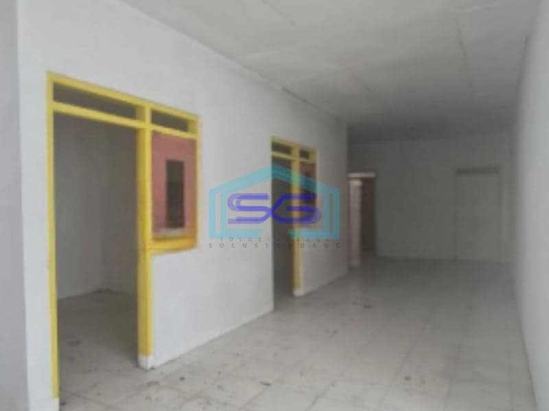 Disewakan Ruko Strategis Siap Pakai 2 Lantai di Pusat Solo Baru LB 500m2