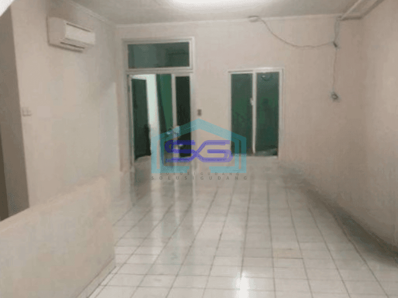 Disewakan Ruko Luas Bangunan 234 m² di Meruya Jakarta Barat Ada Lift