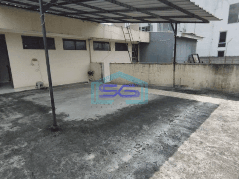 Disewakan Ruko Luas Tanah  235 m² di Gatot Subroto Pusat Kota Bandung