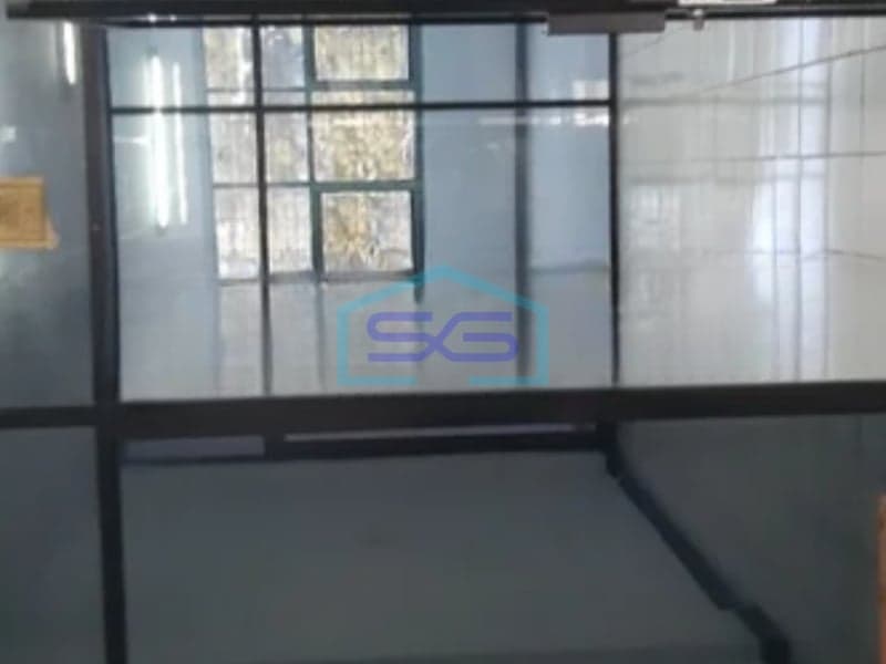 Spacious 204 sqm Building Area Shophouse for Rent in North Jakarta