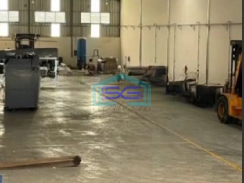 Dijual Pabrik Lokasi Strategis Luas Tanah  1229 m² Lokasi di Lippo Cikarang