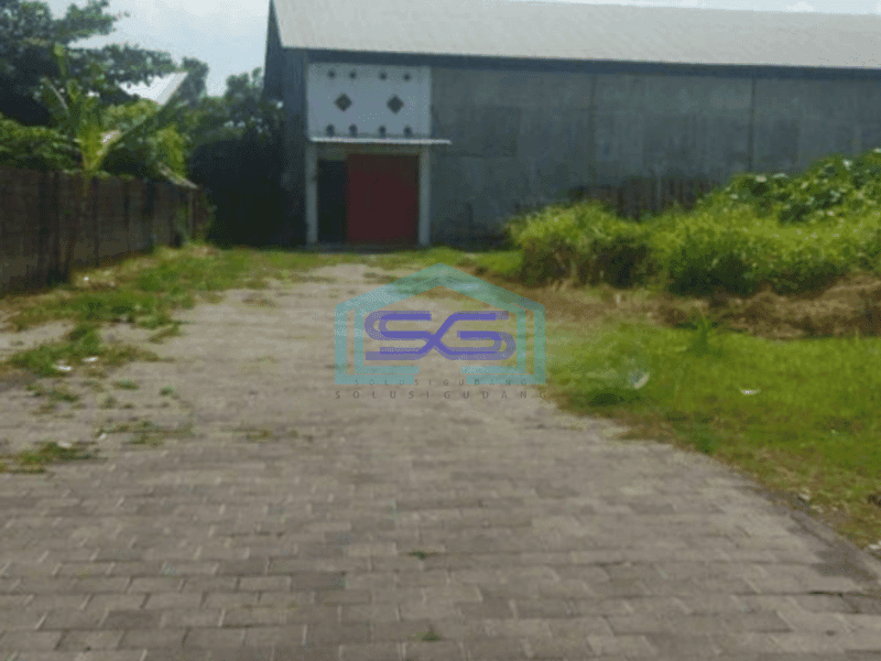 Dijual tanah bonus gudang untuk tempat usaha dekat by pass Kuta Bali