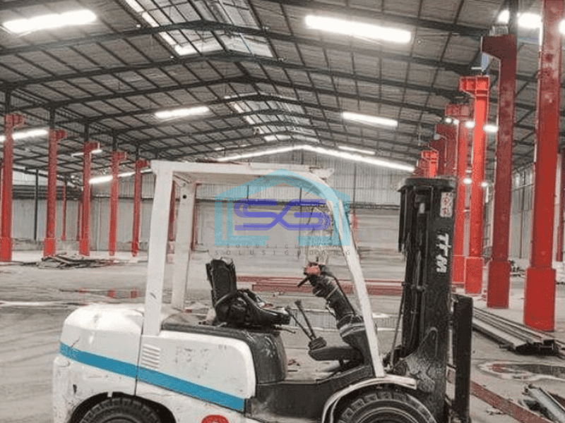 DIsewa gudang luas 1.1 ha di Legok