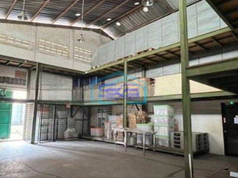 Dijual Pabrik Suplemen Siap Pakai, Luas 4700m Jalan Raya Zona Industri Di Gunung Putri Bogor Luas Bangunan  1900 m²