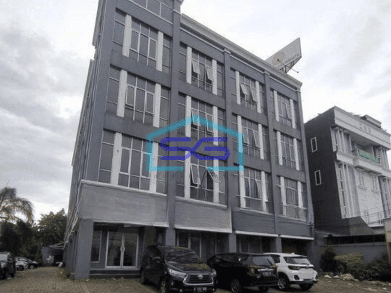 Disewakan Ruko 4 Lantai di Matraman Jakarta Timur