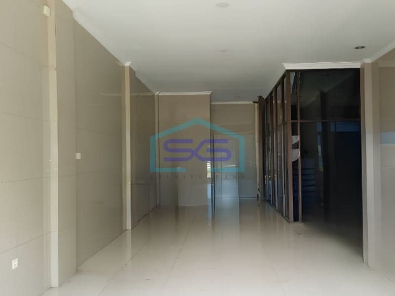 Strategic Shophouse for Rent in Pluit North Jakarta Building Area 210 m²