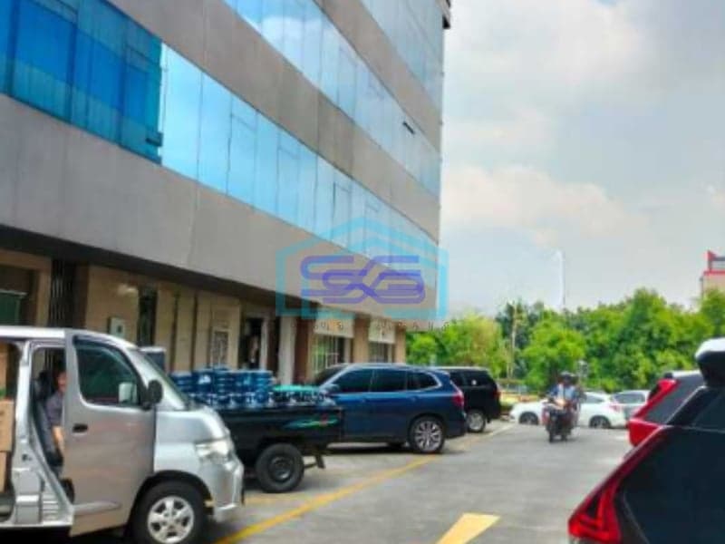 Disewakan Ruko 5 Lantai Pinggir Jalan Raya di Graha Kencana Kebon Jeruk Jakarta Barat Luas Bangunan  291 m²