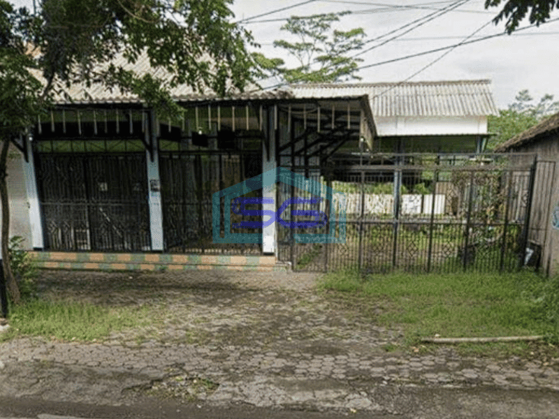 Dijual Cepat Ruang Usaha di Kota Kediri Luas 383m2 Lokasi Strategis