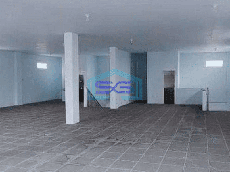 Disewakan Ruko Dua Lantai di Jalan Besar Kota Blitar Luas Bnagunan 270m2