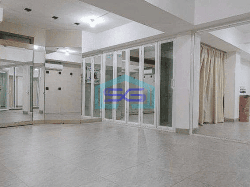 Dijual Ruang Usaha Pinggir Jalan Area Kebayoran Baru Jakarta Selatan