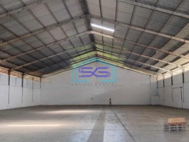 Disewakan Gudang Jl Arie Lasut Kombos Buat Distributor Cargo Singkil, Manado Luas Bangunan  1600 m²