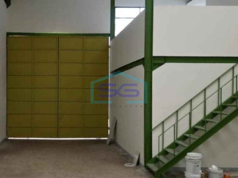 Ready-to-Use Warehouse for Sale Land Area 370 sqm Located in Jati Uwung Tangerang