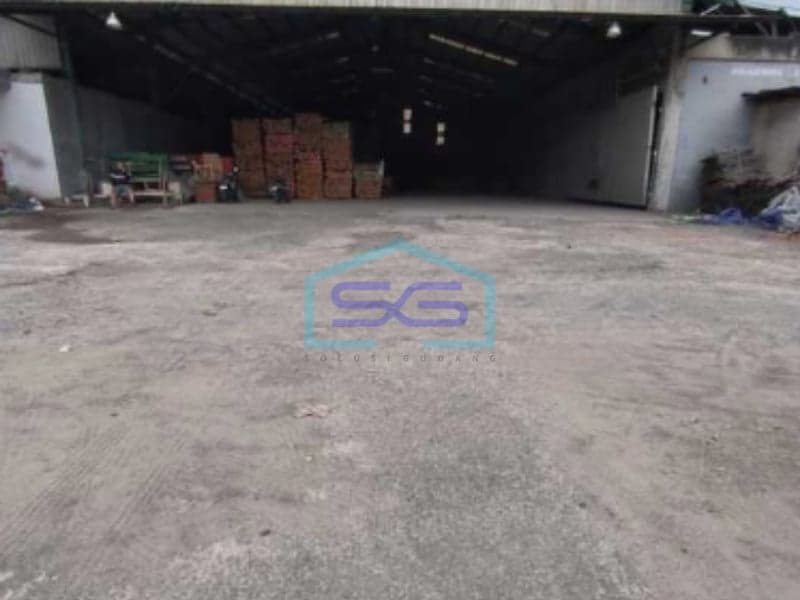 Warehouse for Rent with Industrial and Logistics Access in Cakung Barat, East Jakarta, Building Area 3,000 m²