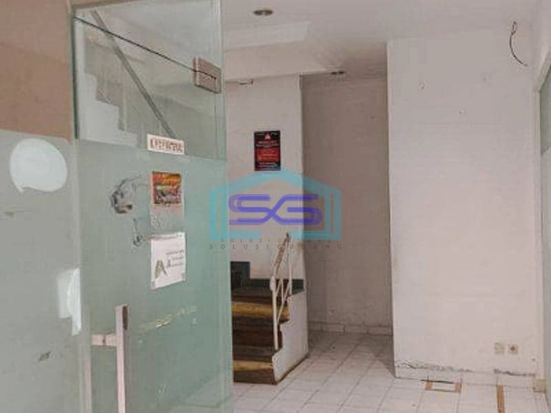 Disewakan Ruko Hoek Di Mutiara Taman Palem Cengkareng Jakarta Barat LB 282m2