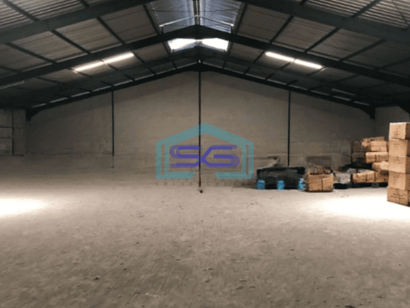 Disewakan Gudang Akses Container di Kosambi Tangerang Luas Bangunan 2618 m²