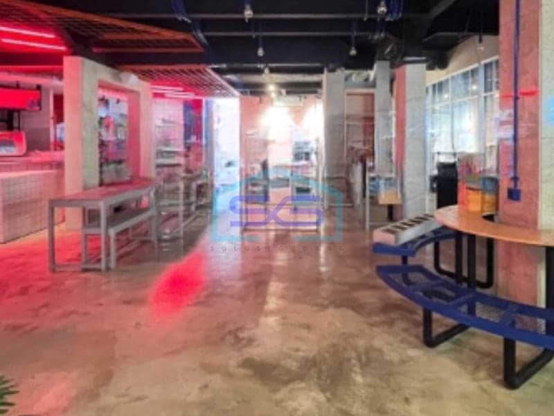 Commercial Space for Rent Land Area 1035 sqm Located in Kebayoran Baru South Jakarta