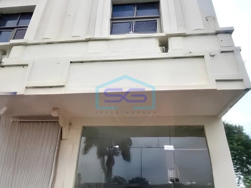 Strategic Shop House for Rent in Alternatif Cibubur, Bekasi West Java Building Area 196 m²