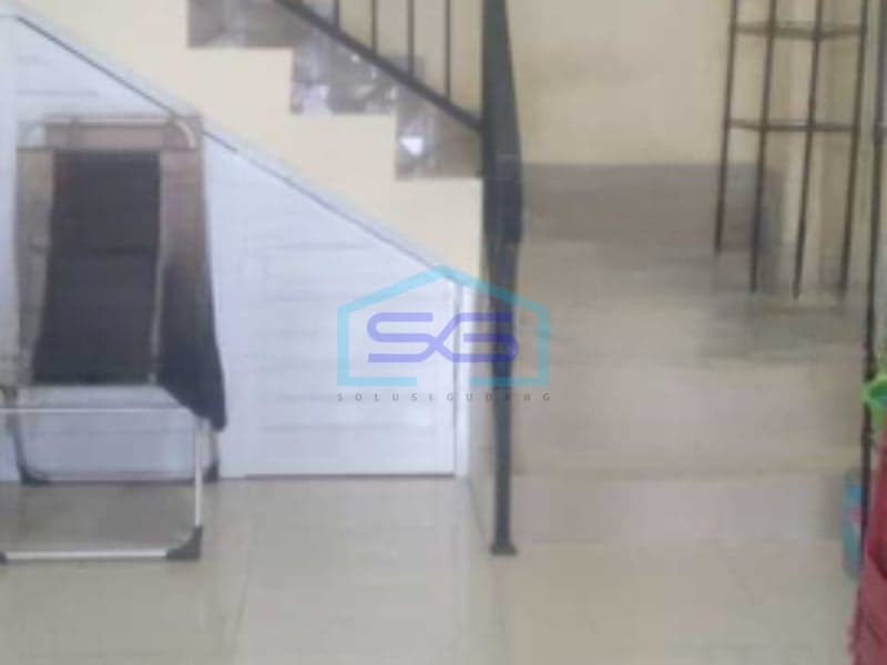 Spacious 148 m² Commercial Shop House for Rent, Flood-Free in South Tangerang