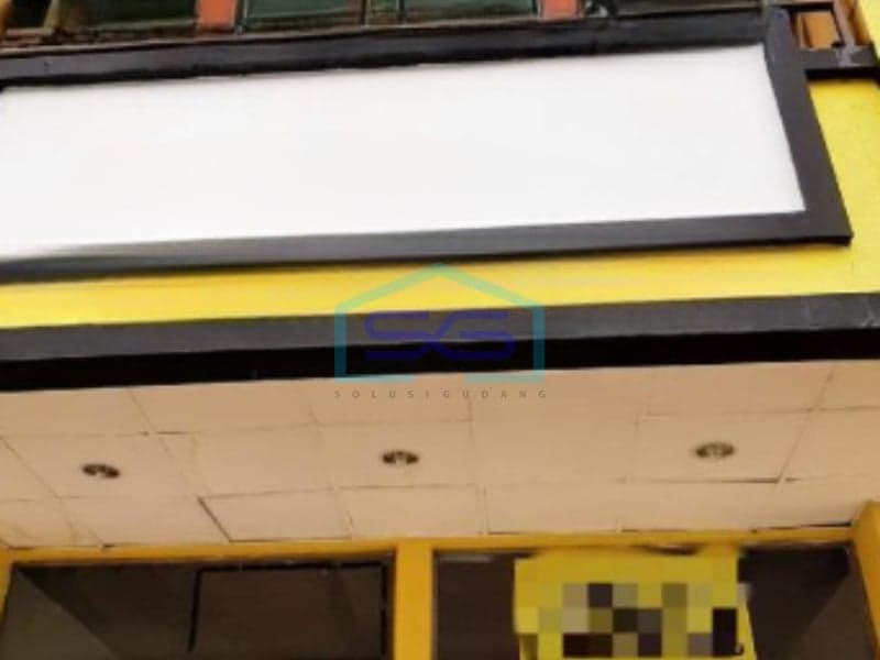 Disewakan Ruko Luas Bangunan 212 m² Lokasi di Jakarta Selatan