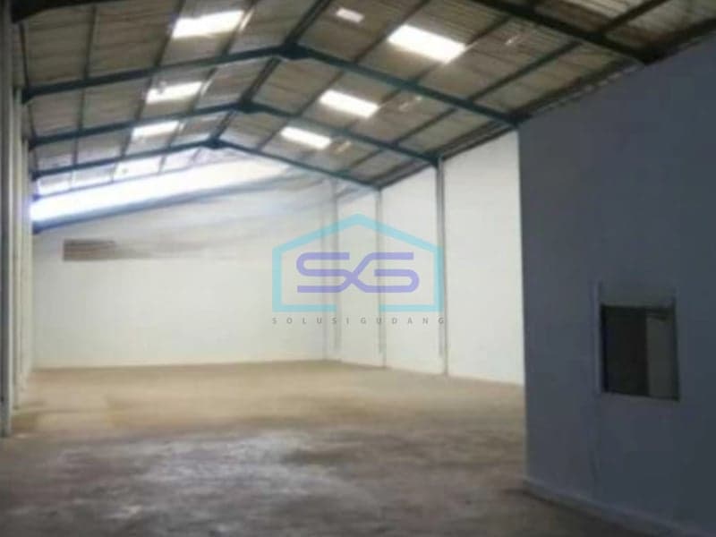 Disewakan Gudang Ada Kantor Luas Bangunan 560 m² Lokasi di Tangerang Banten