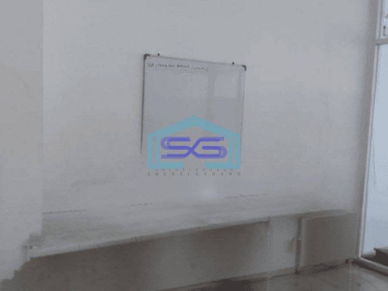 Dijual Kantor Lokasi Strategis Luas Tanah 136 m² di Central Park Jakarta Barat