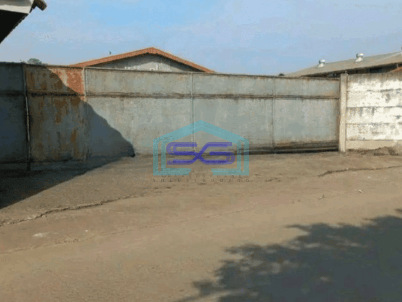 Dijual Gudang Luas Bangunan 3000 m² Lokasi Bebas Banjir di Legok Tangerang