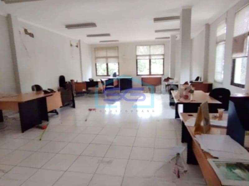 Ruko for Rent in Gatsu Bandung Building Area 455m2