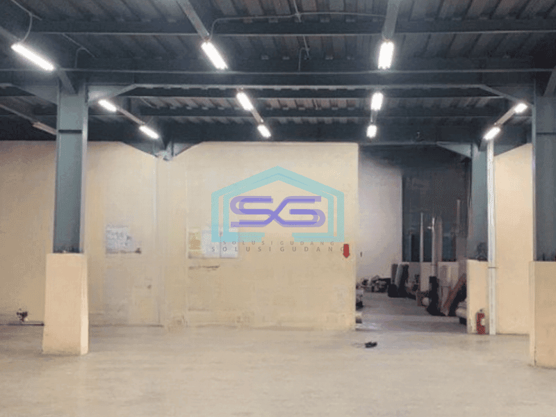 Dijual Gudang Turun Harga Lokasi Bebas Banjir Luas Bangunan 5806 m² di Daan Mogot Tangerang