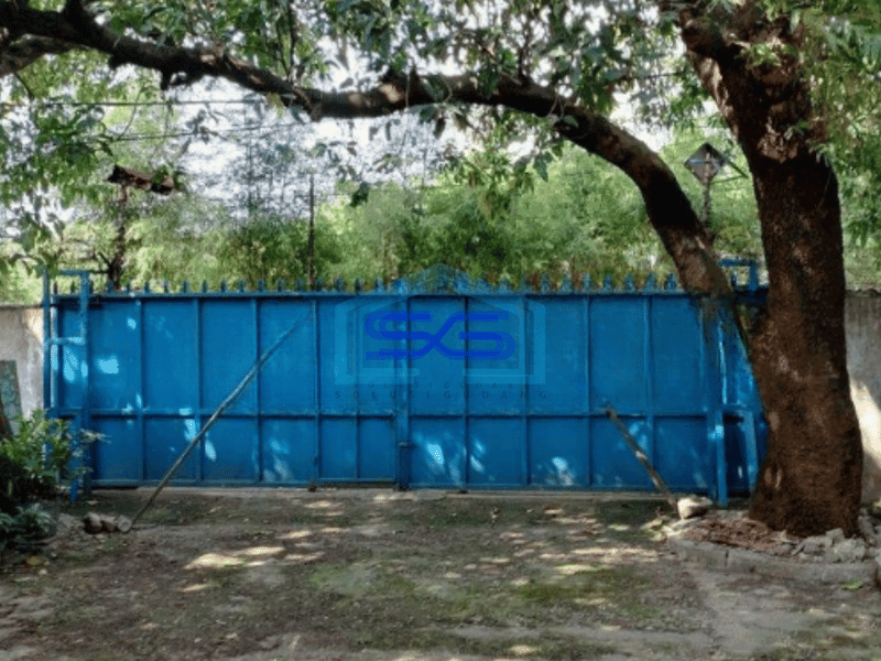 Dijual Gudang di Daan Mogot Tangerang Luas Tanah  1696 m² Akses Container