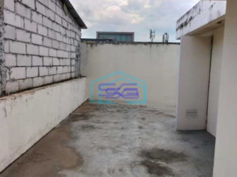 Disewakan Ruko Hadap Jalan Raya di Serpong Tangerang Selatan Luas Bangunan  225 m²