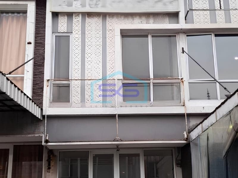 万事达市，西布伯，茂物，西爪哇，土地面积60平方米，即用型商铺出售