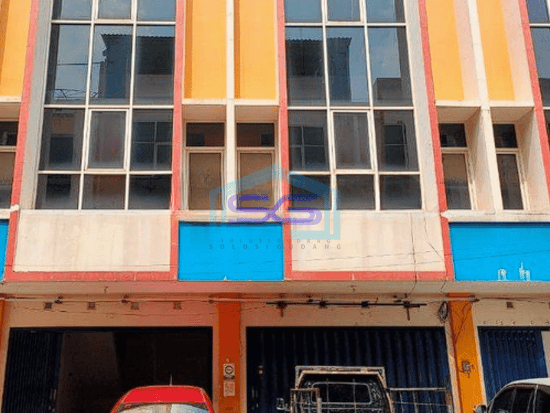 Disewakan Ruko Wiyung Surabaya 3 Lantai Luas Bangunan 185m2