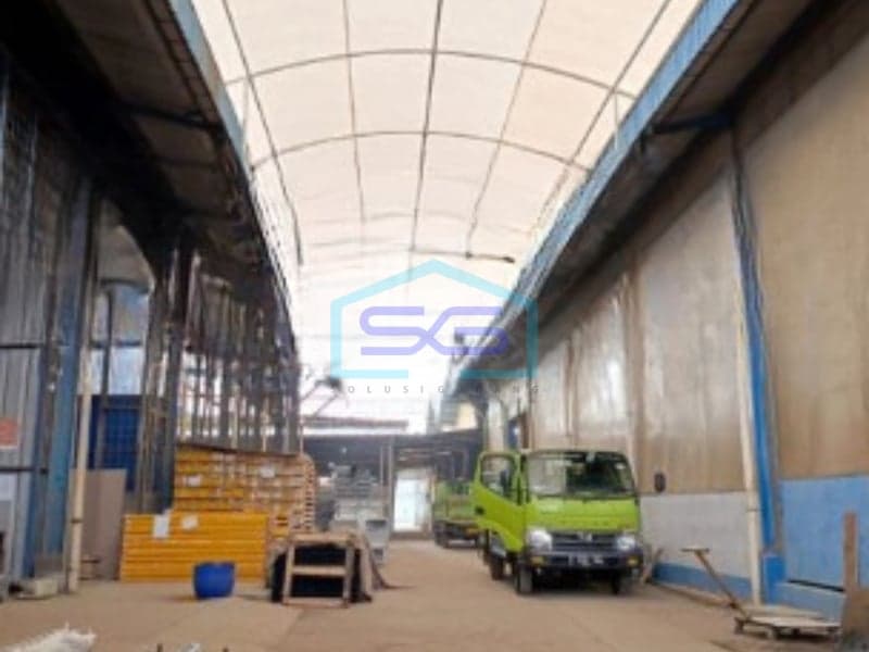 Dijual Gudang Ada Kantor Luas Bangunan 5500 m² Lokasi di Legok Tangerang