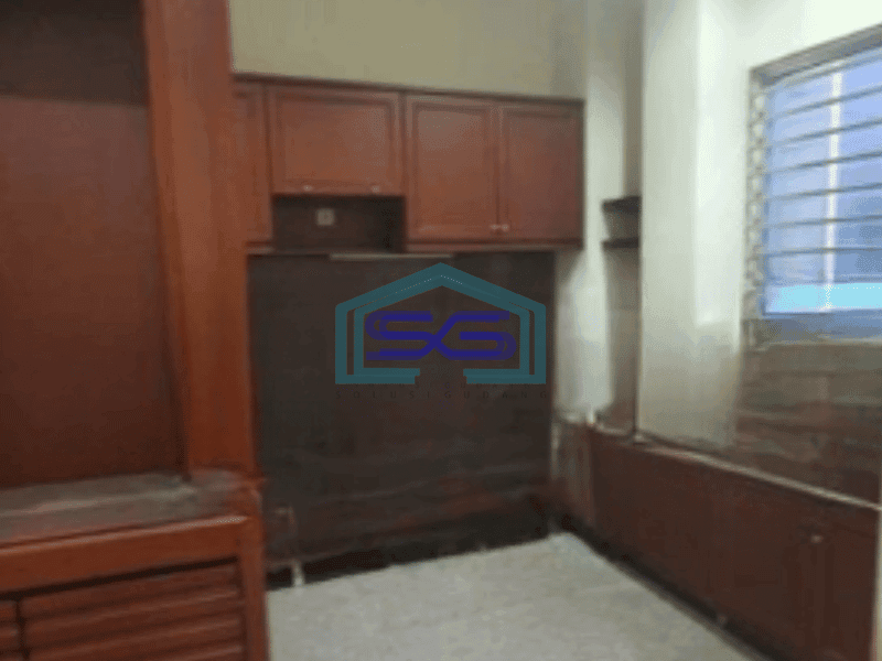 Disewakan Ruko Ada Lift Luas Tanah  150 m² Lokasi Mangga Dua Jakarta Barat
