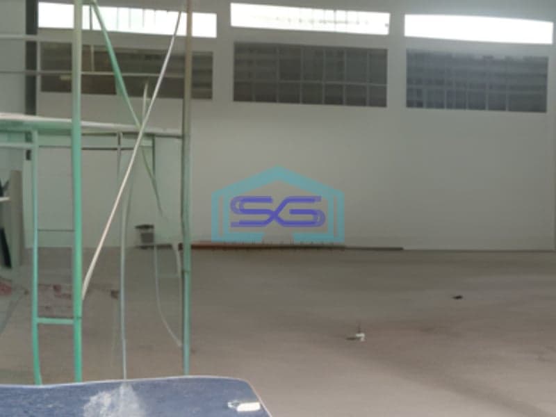 Disewakan Gudang Akses Container 20 Feet Luas Tanah  270 m² di Bekasi