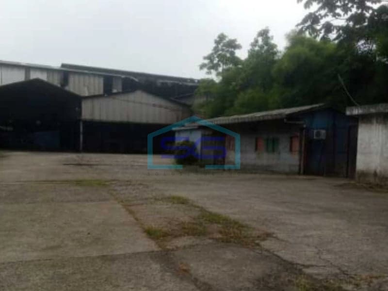 Steel Factory for Sale on Raya Curug Tangerang Land Area 82200sqm