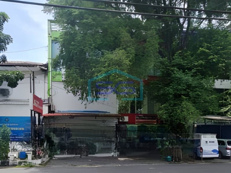 Disewakan Ruko Strategis Tengah Kota Dekat Jalan Slamet Riyadi Solo Jawa Tengah LB 150m2
