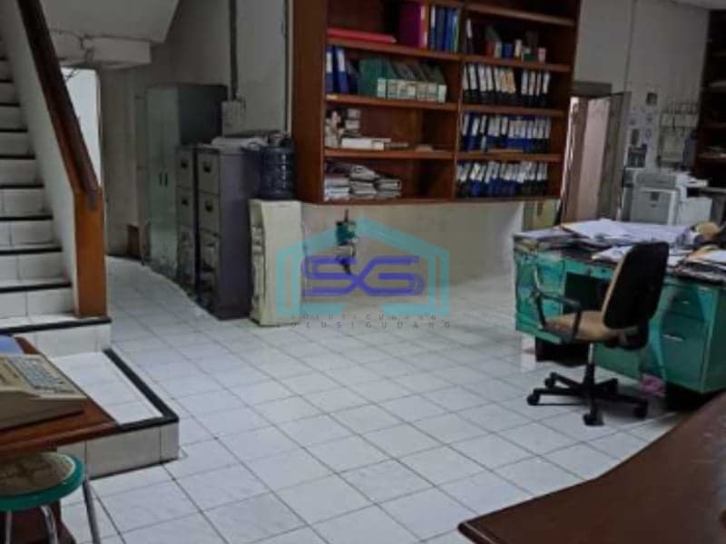 Dijual Ruko di Tomang Jakarta Barat Luas Bangunan 392m2 Tempat Strategis