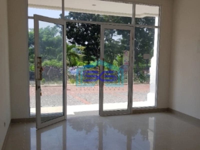 Dijual Ruko Paramount 2 Lantai Siap Pakai Pinggir Jalan Raya Simongan Semarang LB 105m2
