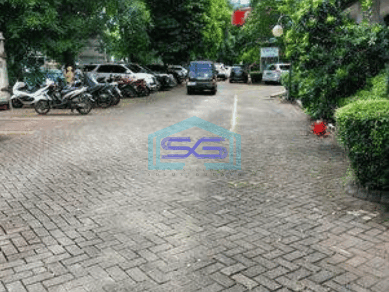 Disewakan Ruko Hadap Jalan Raya Pahlawan Seribu Sektor 7 Bsd Tangerang