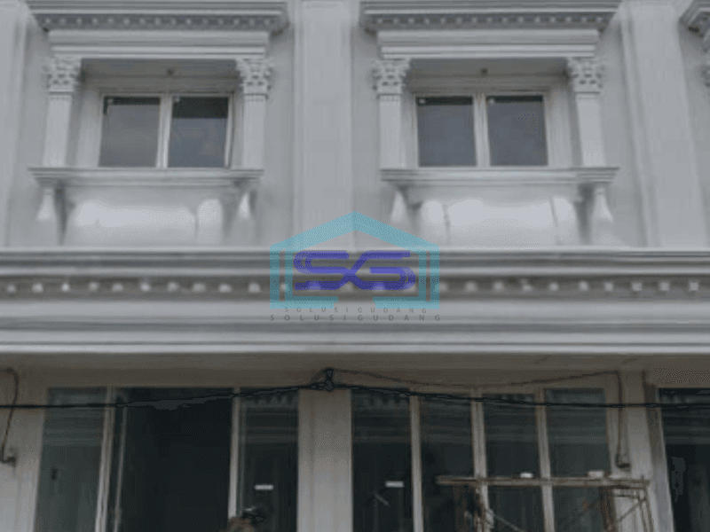 Disewakan Ruko Luas Bangunan 200 m² 2 Lantai Lokasi Sidoarjo Jawa Timur