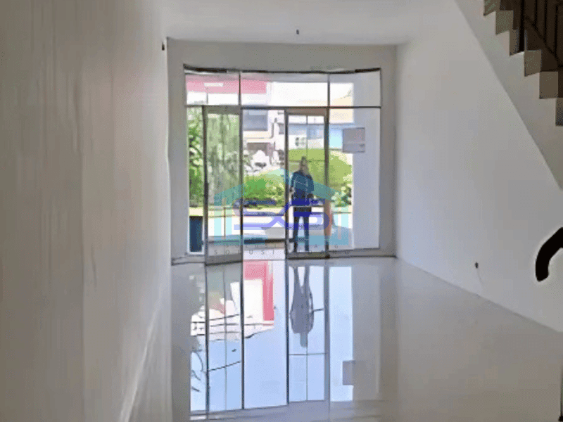 Disewakan Ruko Wtc Hadap Jalan Raya Serpong Tangerang Selatan