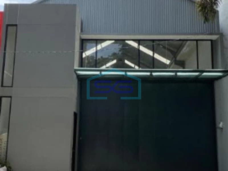 Dijual Ruang Usaha Clean di Mainroad Ciateul Kota Bandung Jawa Barat Luas Tanah 317m²