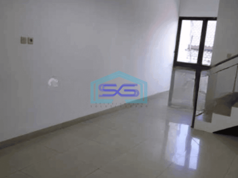 Disewakan Ruko Luas Bangunan  225 m² di Tomang Jakarta Barat