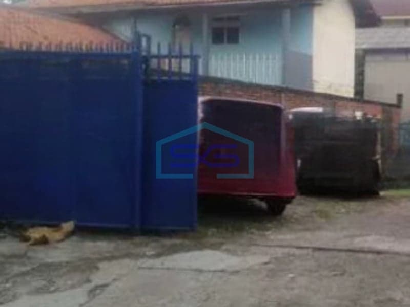 Warehouse for Sale 400 m² Building Area, East Jakarta, Good Condition