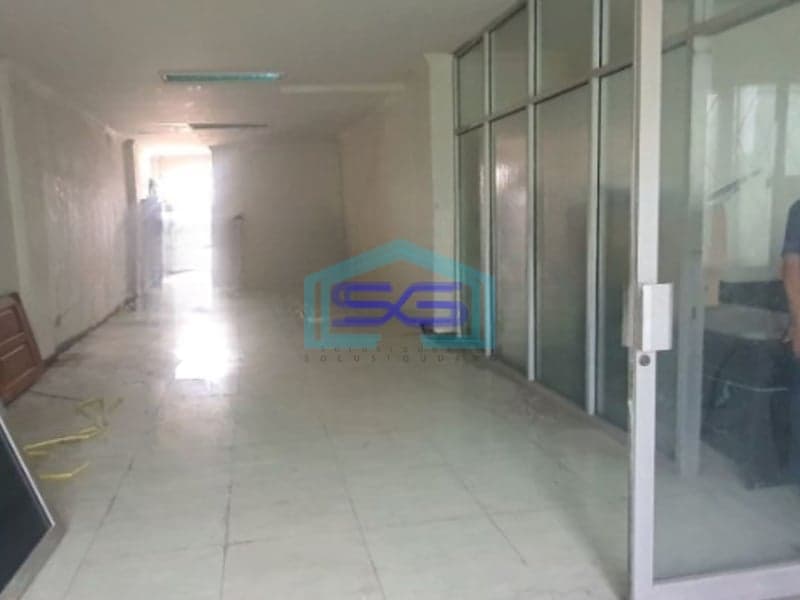 Disewakan Ruko Luas Tanah  150 m² Lokasi di Pluit Jakarta Utara